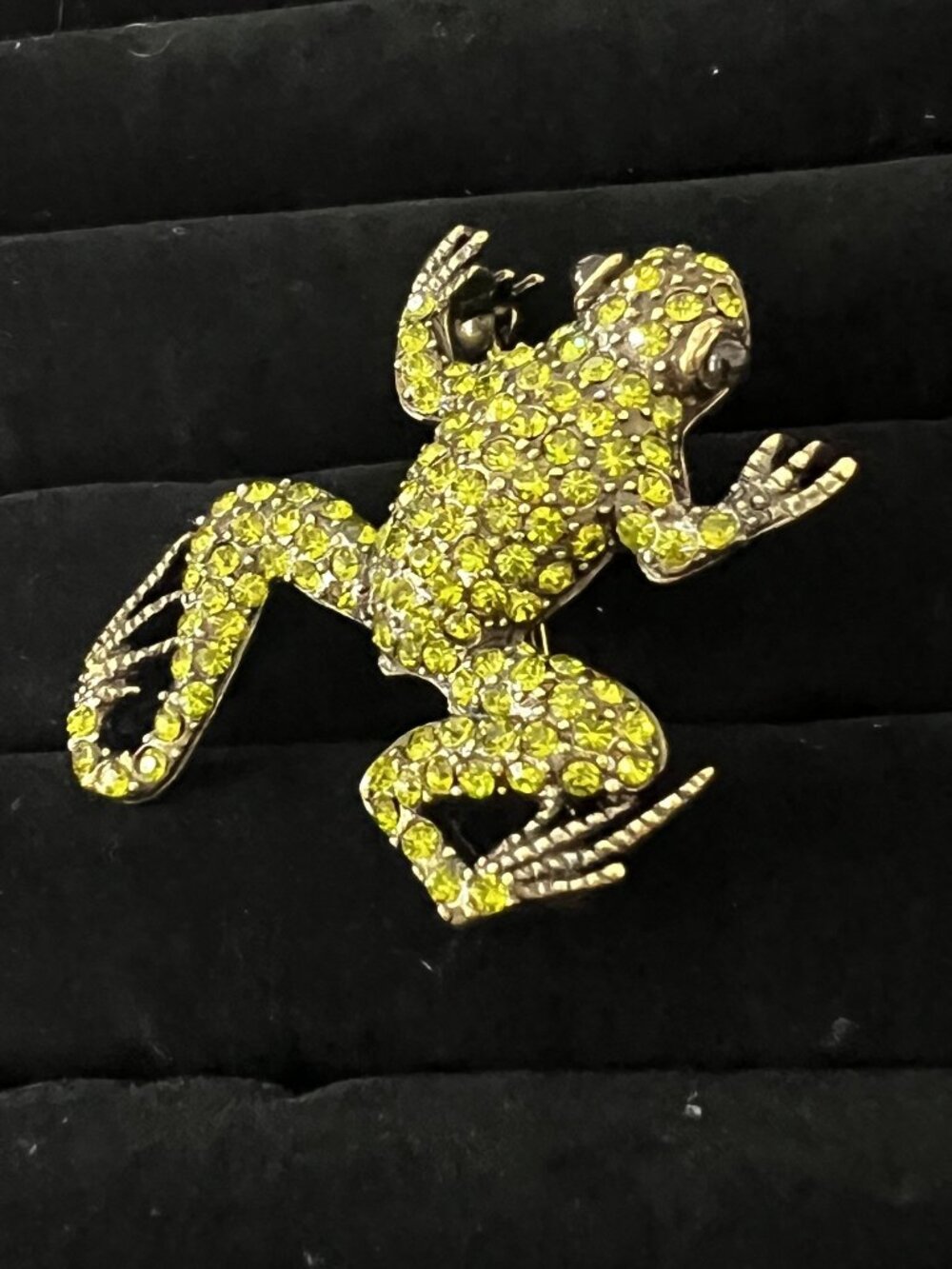 "Whimsical Kissing Frog" Pave Crystal Pin